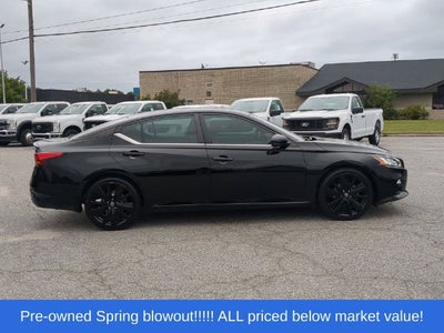 2022 Nissan Altima 2.5 SR