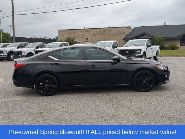 2022 Nissan Altima 2.5 SR