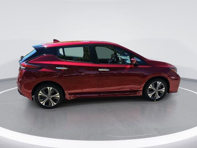 2022 Nissan Leaf SV Plus