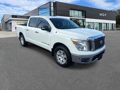 2018 Nissan Titan SV