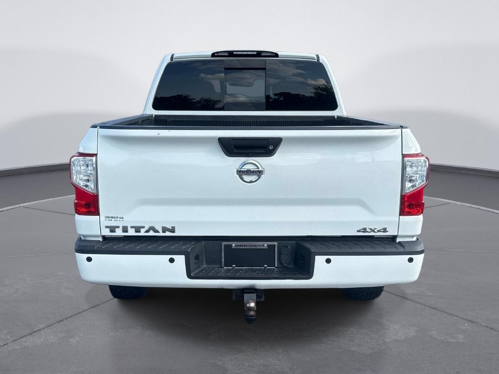 2018 Nissan Titan SV