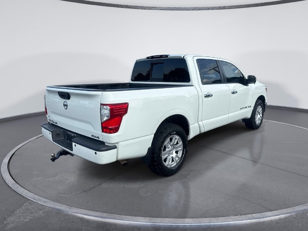 2018 Nissan Titan SV