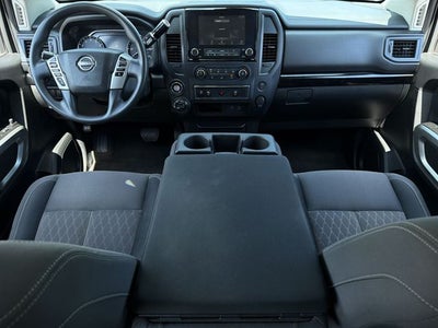 2024 Nissan Titan SV