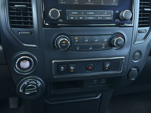2024 Nissan Titan SV