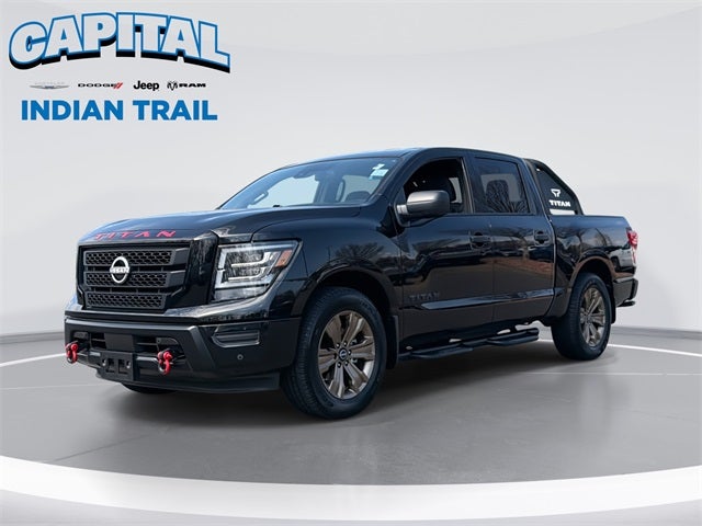 2024 Nissan Titan SV