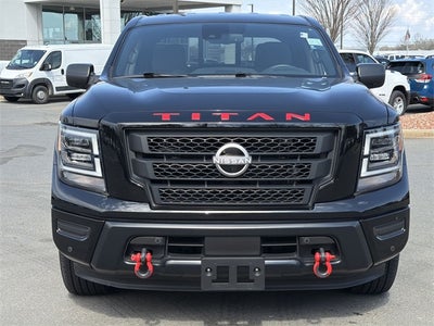 2024 Nissan Titan SV