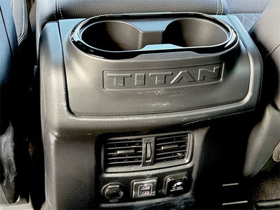 2024 Nissan Titan SV