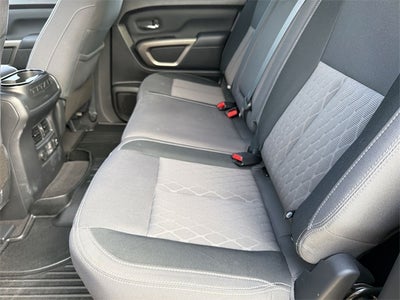 2024 Nissan Titan SV