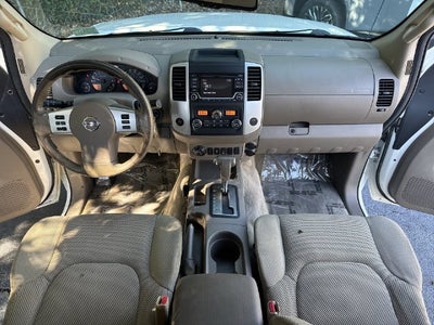 2016 Nissan Frontier SV