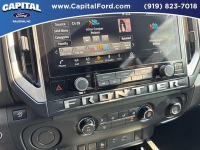 2025 Nissan Frontier SV