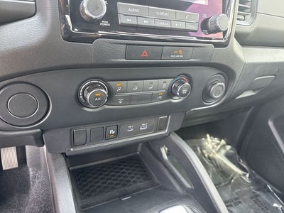 2022 Nissan Frontier S