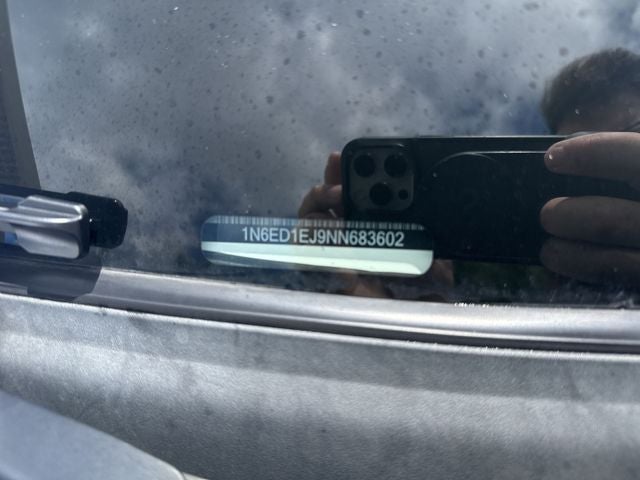 2022 Nissan Frontier SV