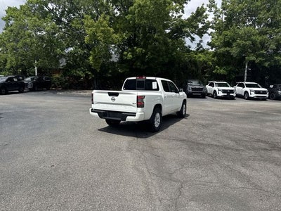 2022 Nissan Frontier SV