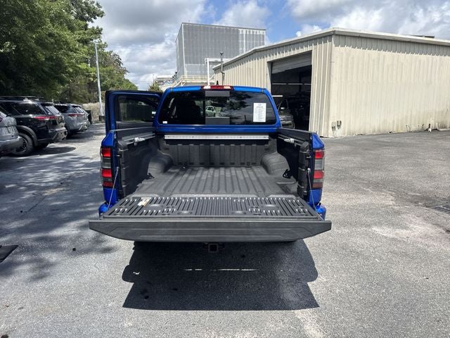 2025 Nissan Frontier SL