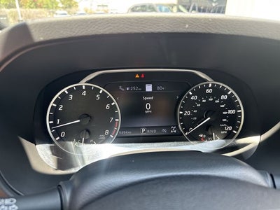 2025 Nissan Frontier SL