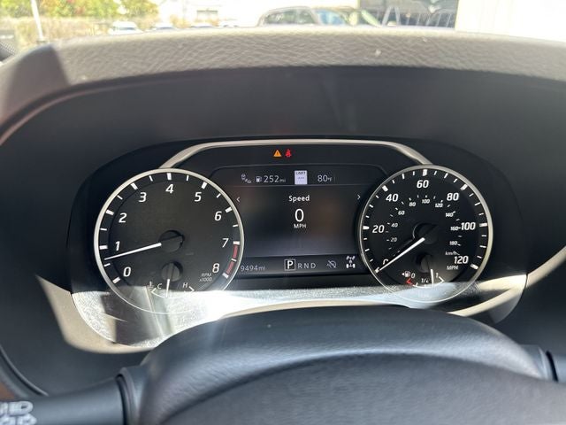 2025 Nissan Frontier SL