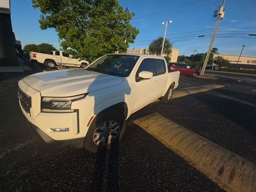 2022 Nissan Frontier SV