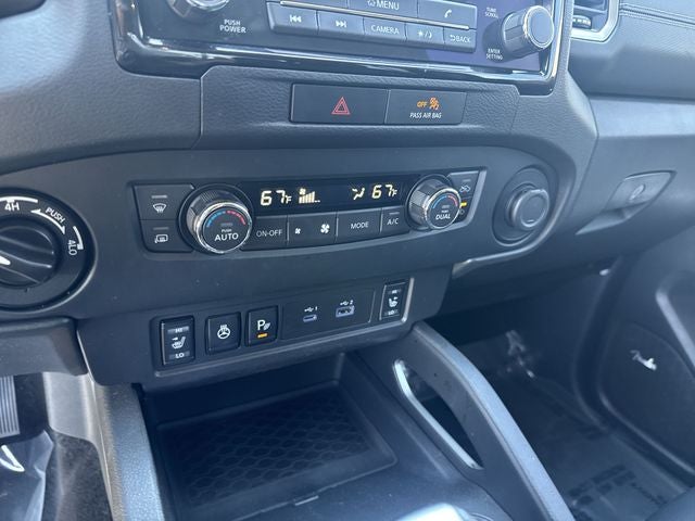 2022 Nissan Frontier SV
