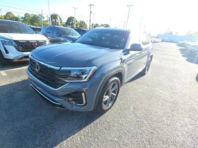 2024 Volkswagen Atlas Cross Sport 2.0T SEL R-Line