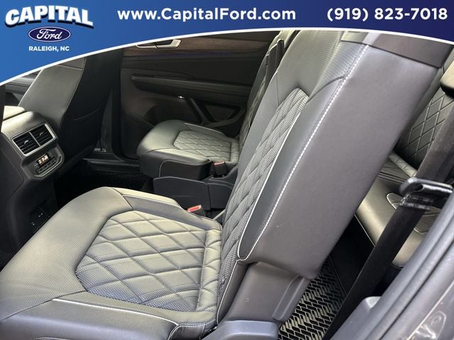 2024 Volkswagen Atlas 2.0T SEL Premium R-Line