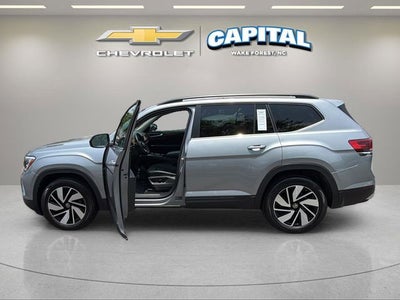 2025 Volkswagen Atlas 2.0T SE w/Technology