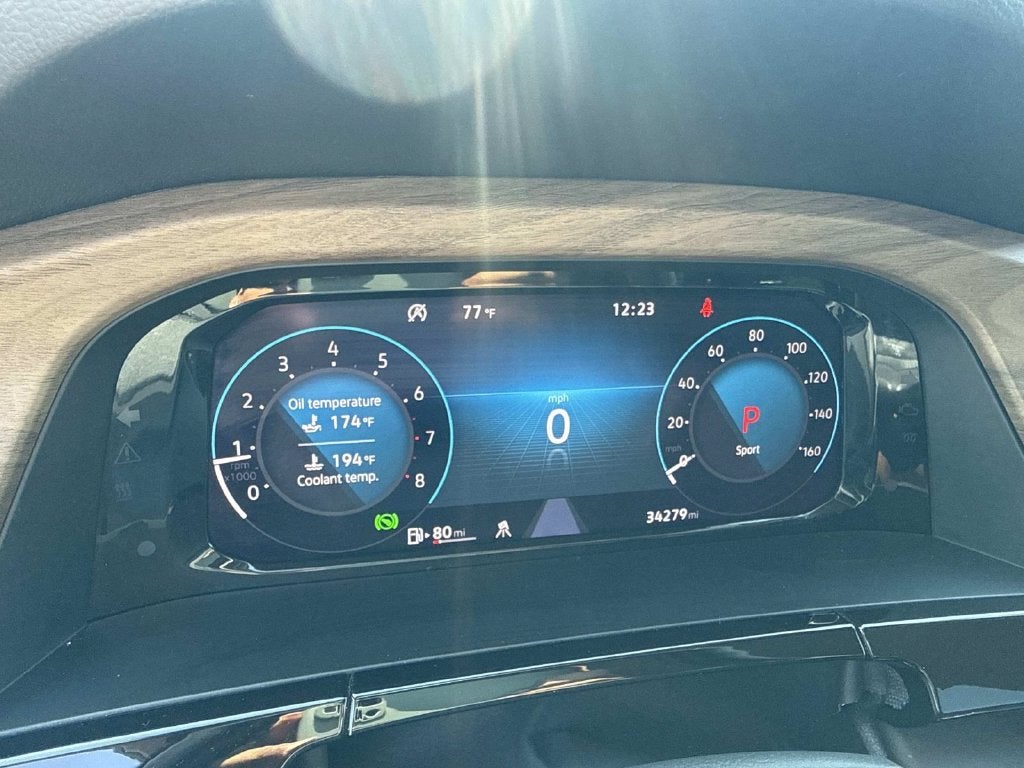 2025 Volkswagen Atlas 2.0T SE w/Technology