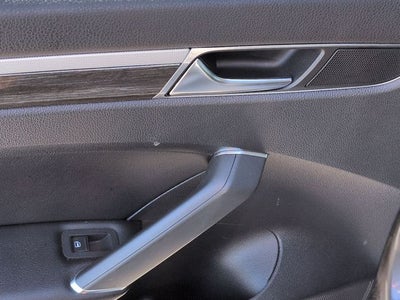 2018 Volkswagen Passat 2.0T SE