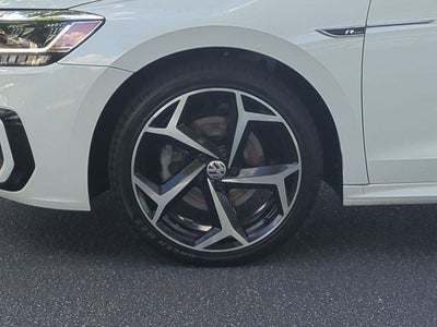 2020 Volkswagen Passat 2.0T R-Line