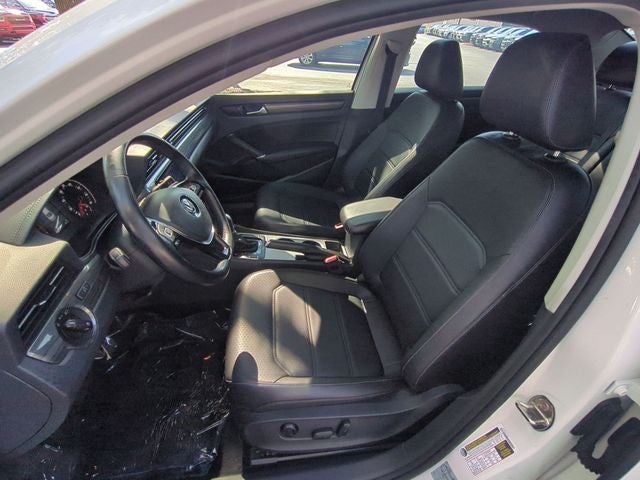 2020 Volkswagen Passat 2.0T R-Line