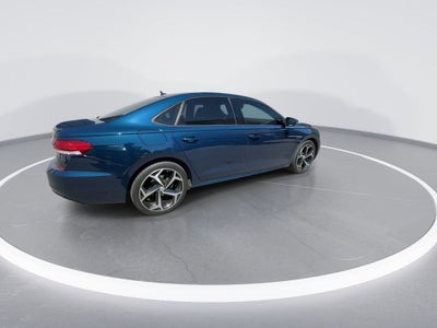 2021 Volkswagen Passat 2.0T R-Line