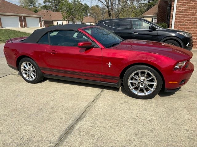 2010 Ford Mustang V6 Premium