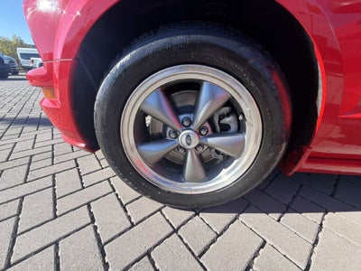 2006 Ford Mustang GT Deluxe