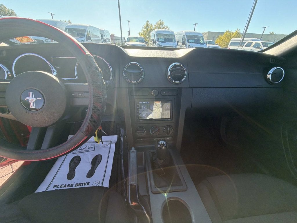 2006 Ford Mustang GT Deluxe