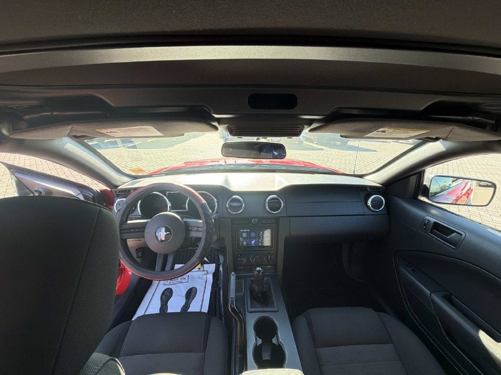 2006 Ford Mustang GT Deluxe
