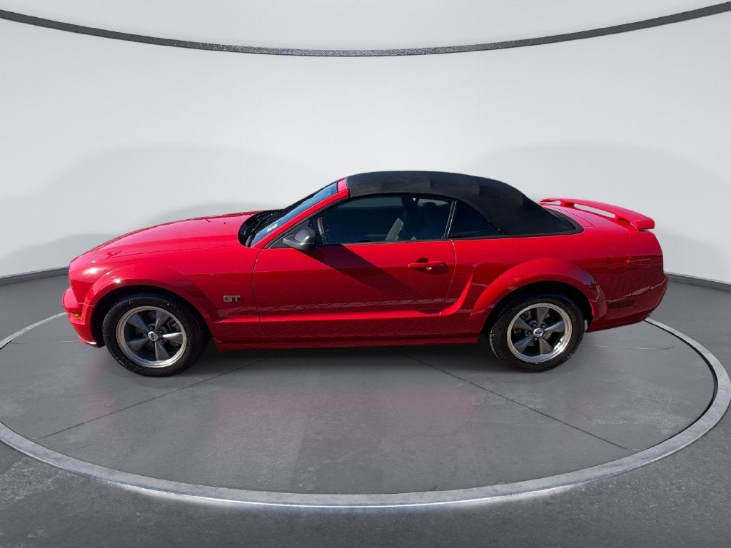 2006 Ford Mustang GT Deluxe
