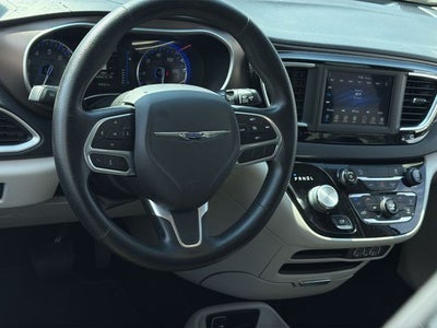 2021 Chrysler Voyager L