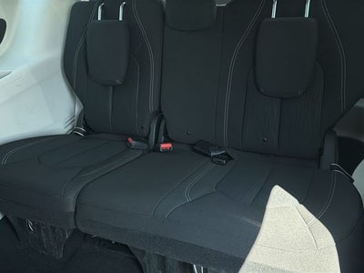 2021 Chrysler Voyager L