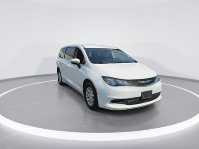 2021 Chrysler Voyager L