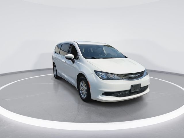 2021 Chrysler Voyager L