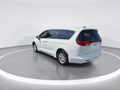 2021 Chrysler Voyager L