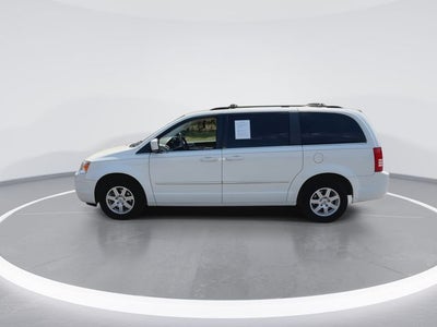 2010 Chrysler Town & Country Touring