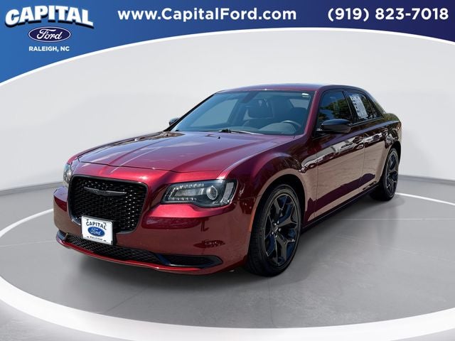2023 Chrysler 300 Touring