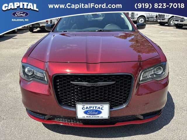 2023 Chrysler 300 Touring