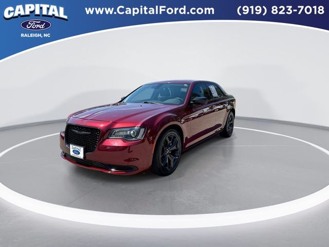 2023 Chrysler 300 Touring