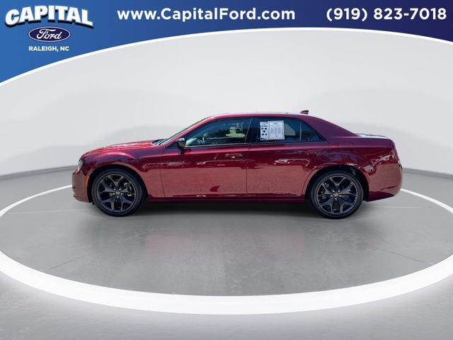 2023 Chrysler 300 Touring