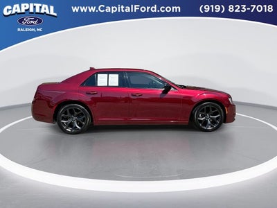 2023 Chrysler 300 Touring