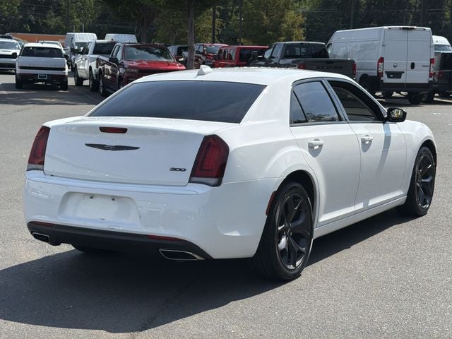 2023 Chrysler 300 Touring