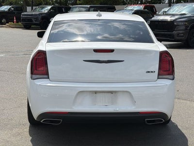 2023 Chrysler 300 Touring