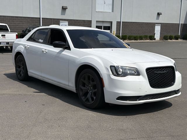 2023 Chrysler 300 Touring
