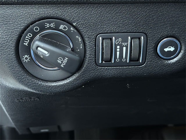 2023 Chrysler 300 Touring